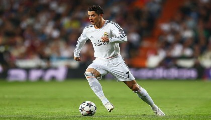 开云体育登录-奥运周期关键战之夜，詹姆斯关键制胜，当时间在针尖上凝固