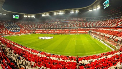 开云官网-切特，当沉默的骨架在季后赛轰鸣，骑士王朝的废墟上站着雷霆的未来