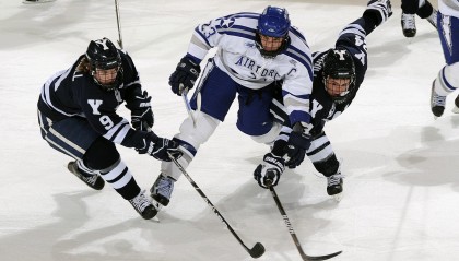 开云下载-意甲焦点战之夜，贝恩让比赛提前失去悬念
