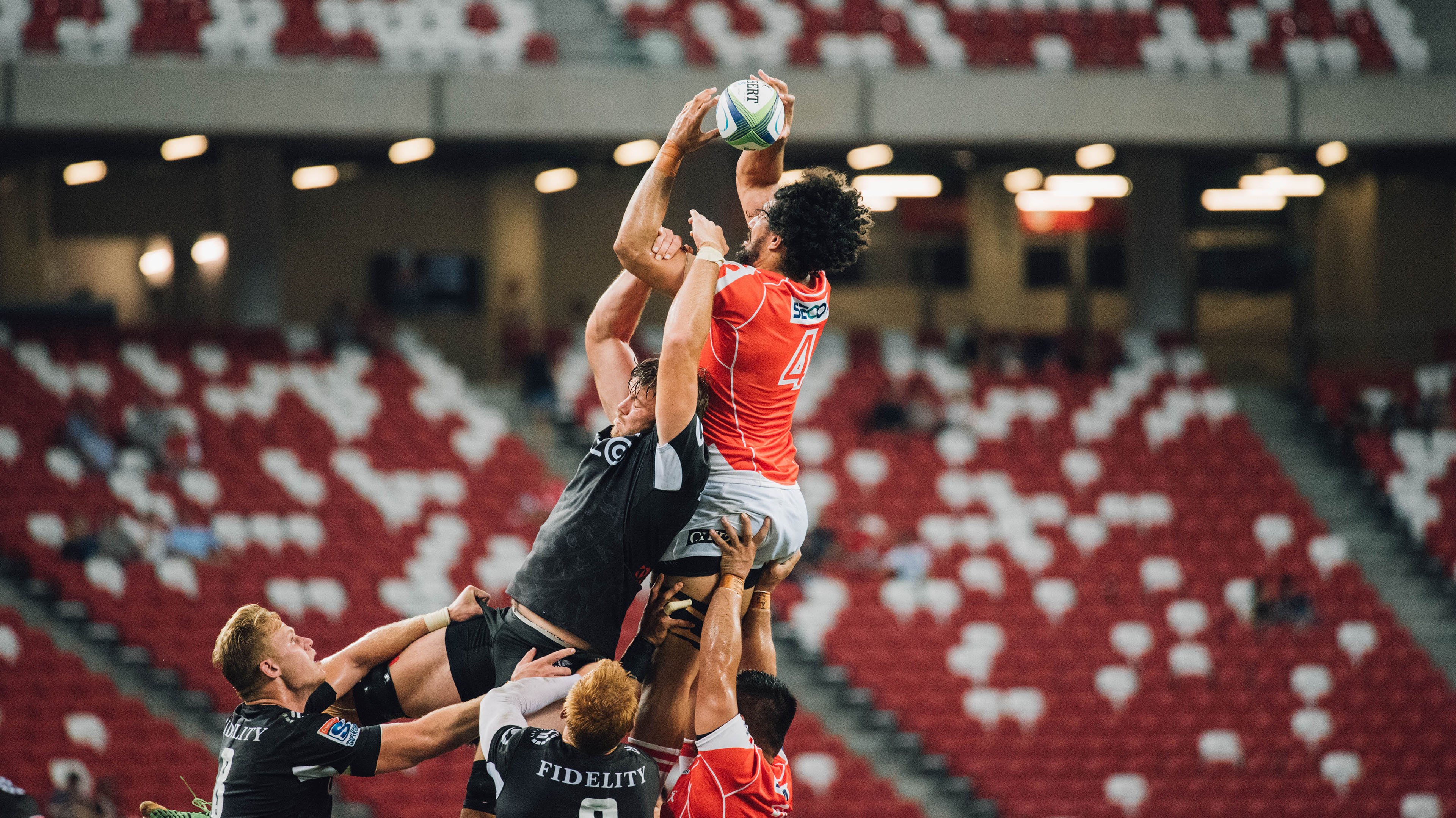 卡塞米罗爆发，喀麦隆掀翻西班牙，一场颠覆背后，足球世界的权力迁徙